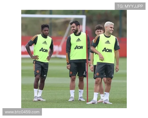 切尔西名宿女儿晒比基尼，丈夫评论笑翻：当场去世