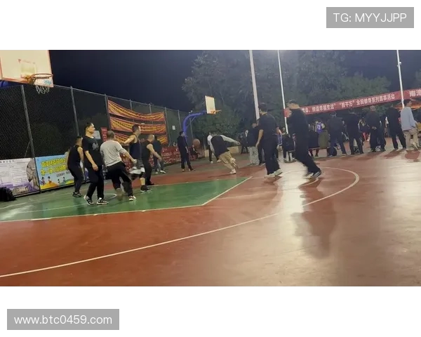 浓眉 2K 游戏自导自演 “受伤” 名场面,笑到网友:这游戏比篮球还刺激!(2) 浓眉 2K 游戏自导自演 “受伤” 名场面,笑到网友:这游戏比篮球还刺激!(2)